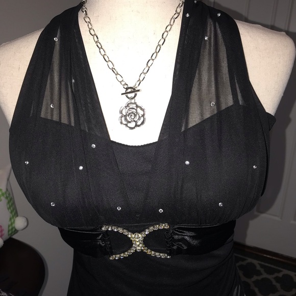 Beautiful Black and White Ruffle Dress Size L - Picture 2 of 8